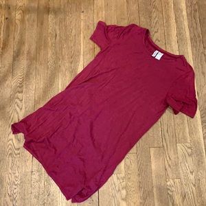 H&M Divided Women’s Small Pomegranate Tunic Tee Soft and Stretchy